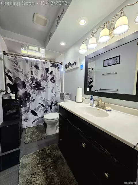 Bath - 7215 Calkins Rd, Clayton, MI 48532 photo 2 of 2
