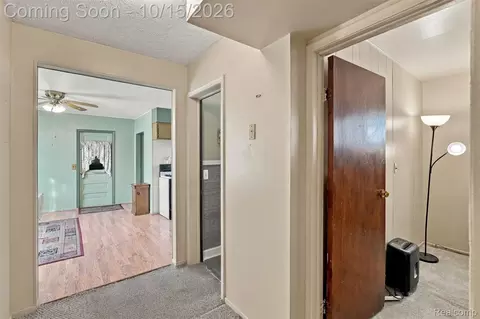 Entry Way - 8350 Elm St, Taylor, MI 48180 photo 2 of 2
