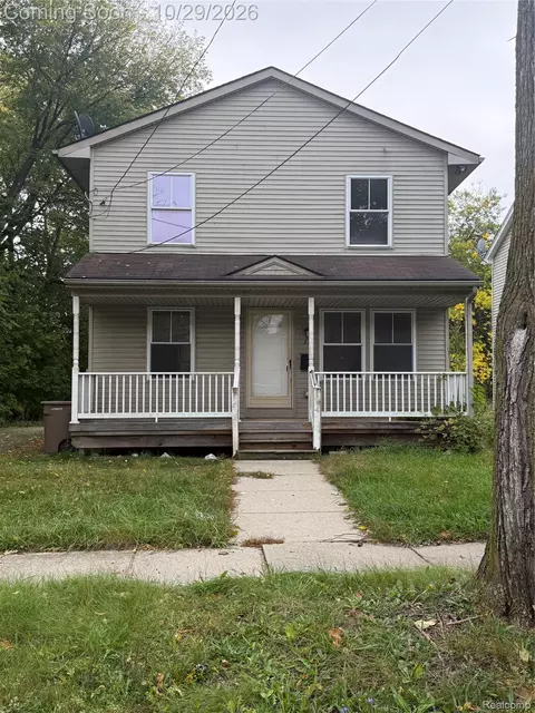 33 Florence St, Pontiac, MI 48342