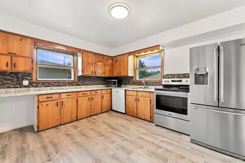 Kitchen - 9350 Biddle St, Romulus, MI 48174 photo 1 of 3