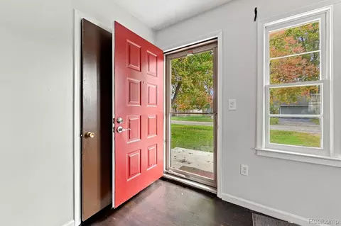 Entry Way - 9350 Biddle St, Romulus, MI 48174 photo 1 of 1