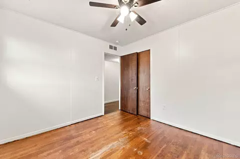 Bedroom - 9350 Biddle St, Romulus, MI 48174 photo 6 of 6