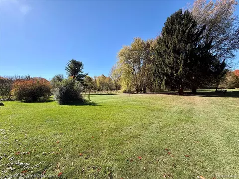 Exterior - 8403 Neff Rd, Mount Morris, MI 48458 photo 1 of 2