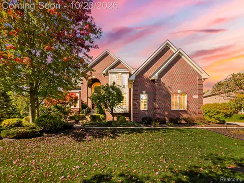 18777 Stonewater Blvd, Northville, MI 48168