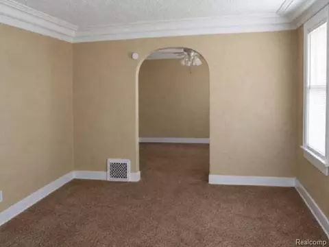 4127 Custer Ave, Flint, MI 48507 photo 2