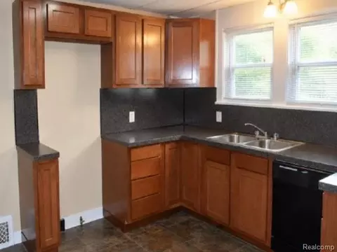 4127 Custer Ave, Flint, MI 48507 photo 3