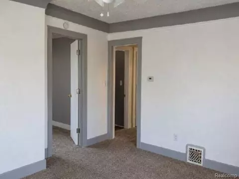 4127 Custer Ave, Flint, MI 48507 photo 7