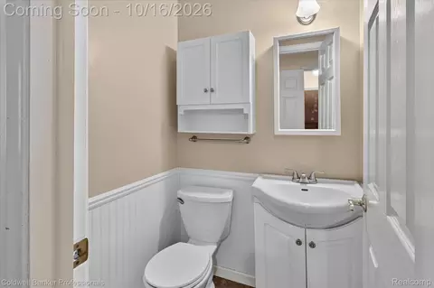 Other - 204 Dutch Mill Dr, Flushing, MI 48433 photo 8 of 17