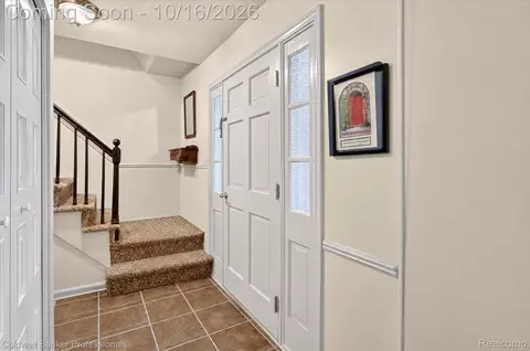 Entry Way - 204 Dutch Mill Dr, Flushing, MI 48433 photo 1 of 1
