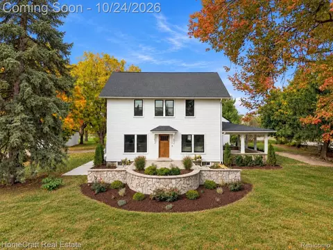 58620 10 Mile Rd, Lyon, MI 48178