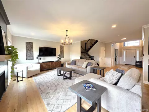 Living - 52875 Char Marie Dr, Macomb, MI 48042 photo 2 of 4
