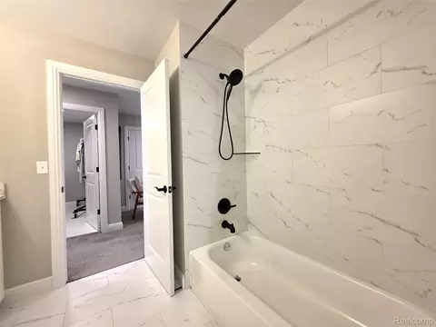 Bath - 52875 Char Marie Dr, Macomb, MI 48042 photo 6 of 7