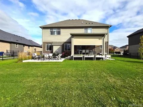 Exterior - 52875 Char Marie Dr, Macomb, MI 48042 photo 5 of 6