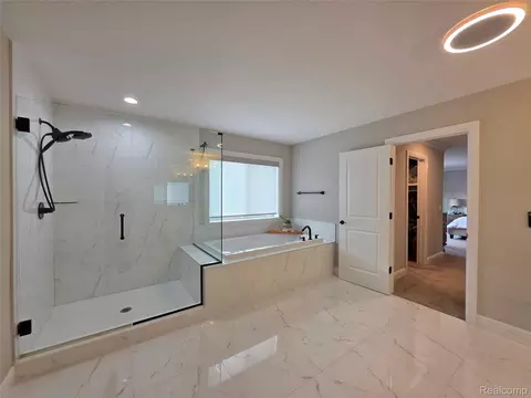 Bath - 52875 Char Marie Dr, Macomb, MI 48042 photo 4 of 7