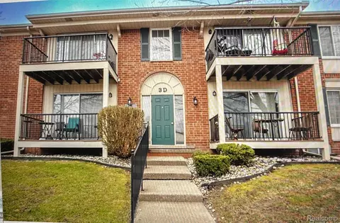 12025 Ina Dr #RLING, Sterling Heights, MI 48312