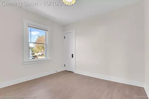 Bedroom - 890 E Bennett Ave, Ferndale, MI 48220 photo 1 of 4