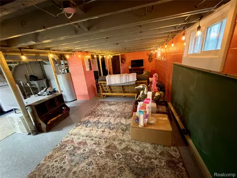 Other - 1469 Hendricks Dr, Monroe, MI 48162 photo 6 of 20