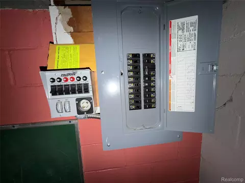 Other - 1469 Hendricks Dr, Monroe, MI 48162 photo 11 of 20