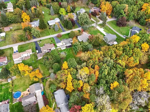 View/Area - 5601 Delmas Rd, Independence, MI 48348 photo 13 of 17