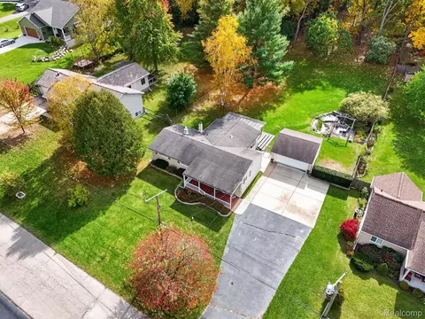 View/Area - 5601 Delmas Rd, Independence, MI 48348 photo 2 of 17