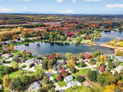 View/Area - 5601 Delmas Rd, Independence, MI 48348 photo 14 of 17