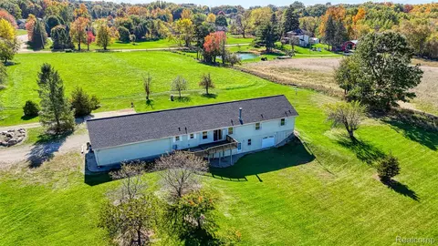View/Area - 12870 Scott Rd, Springfield, MI 48350 photo 2 of 9