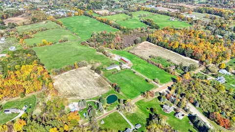 View/Area - 12870 Scott Rd, Springfield, MI 48350 photo 3 of 9