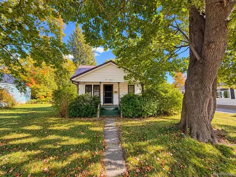 140 Handley St, Imlay City, MI 48444