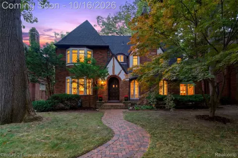 3471 Cambridge Ave, Detroit, MI 48221