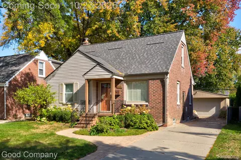 3110 N Blair Ave, Royal Oak, MI 48073
