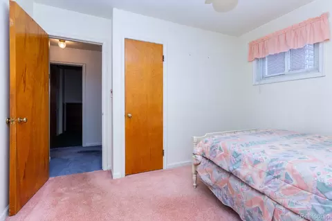 Bedroom - 17127 Koester St, Riverview, MI 48193 photo 7 of 7