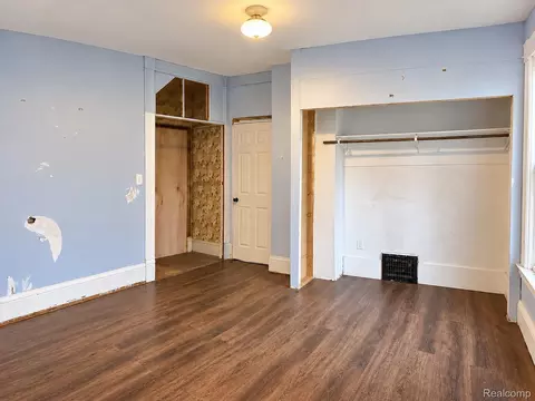 Bedroom - 420 Elm St, Adrian, MI 49221 photo 2 of 6