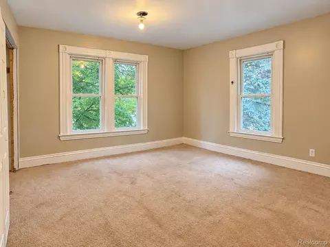 Bedroom - 420 Elm St, Adrian, MI 49221 photo 3 of 6