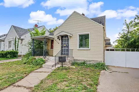 8119 Terry St, Detroit, MI 48228