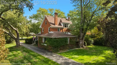 8750 Clinton River Rd, Sterling Heights, MI 48314