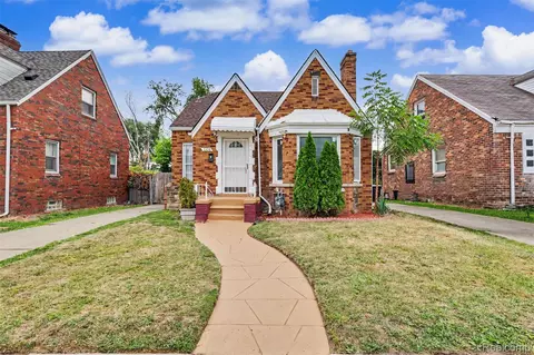 7308 Winthrop St, Detroit, MI 48228