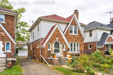 18411 Santa Rosa Dr, Detroit, MI 48221