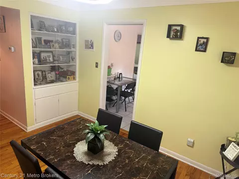 Dining - 703 Algonquin Ave, Flint, MI 48507 photo 1 of 1