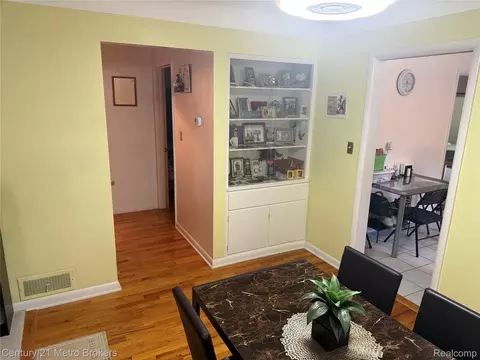 Other - 703 Algonquin Ave, Flint, MI 48507 photo 3 of 8