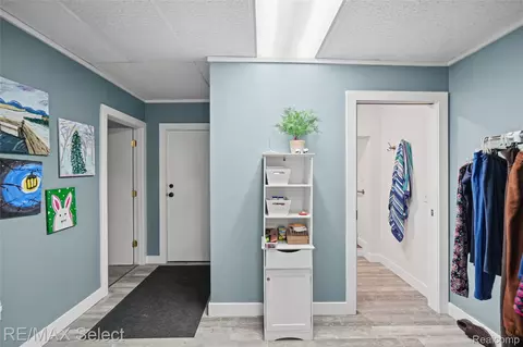 Entry Way - 528 E Broad St, Linden, MI 48451 photo 2 of 2