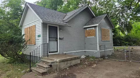 15016 Beaverland St, Detroit, MI 48223
