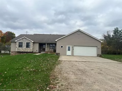 1110 Summers Rd, Goodland, MI 48444
