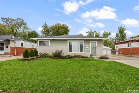 1394 Westchester St, Westland, MI 48186