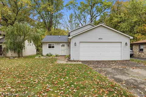 4814 Fenmore Ave, Waterford, MI 48328