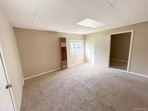Bedroom - 510 Gregory Pl, Leoni, MI 49202 photo 1 of 4