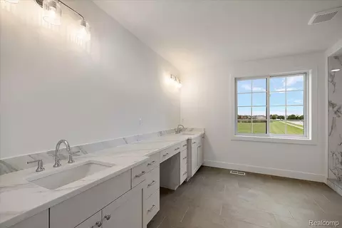 Bath - 49928 Jean Dr, Macomb, MI 48044 photo 3 of 9