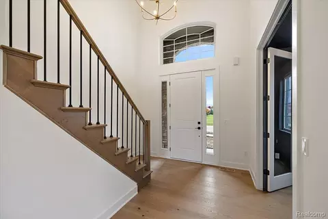 Entry Way - 49928 Jean Dr, Macomb, MI 48044 photo 2 of 5
