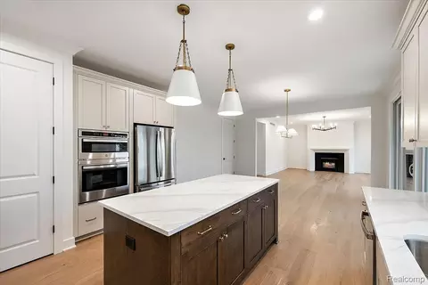 Kitchen - 49928 Jean Dr, Macomb, MI 48044 photo 3 of 4