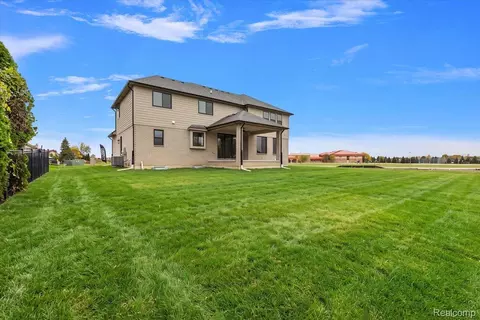 Exterior - 49928 Jean Dr, Macomb, MI 48044 photo 8 of 8