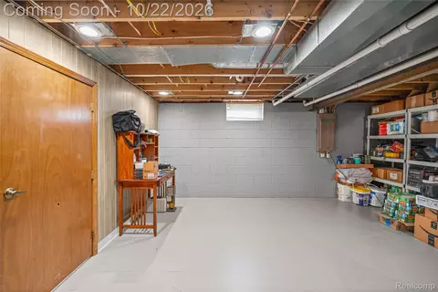 Other - 816 Meadow Dr, Davison, MI 48423 photo 19 of 28